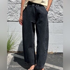 Women's Black Cropped Jeans